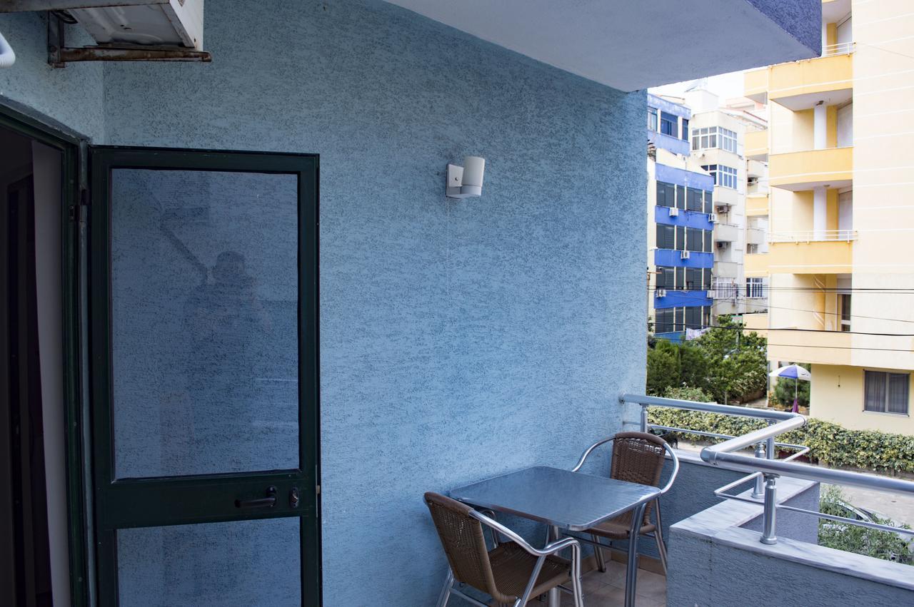 Hotel Riviera Durrës Exteriör bild